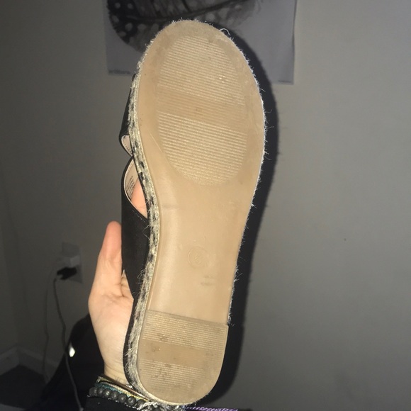 Simple Summer Black Crossed Wedges - Picture 3 of 5